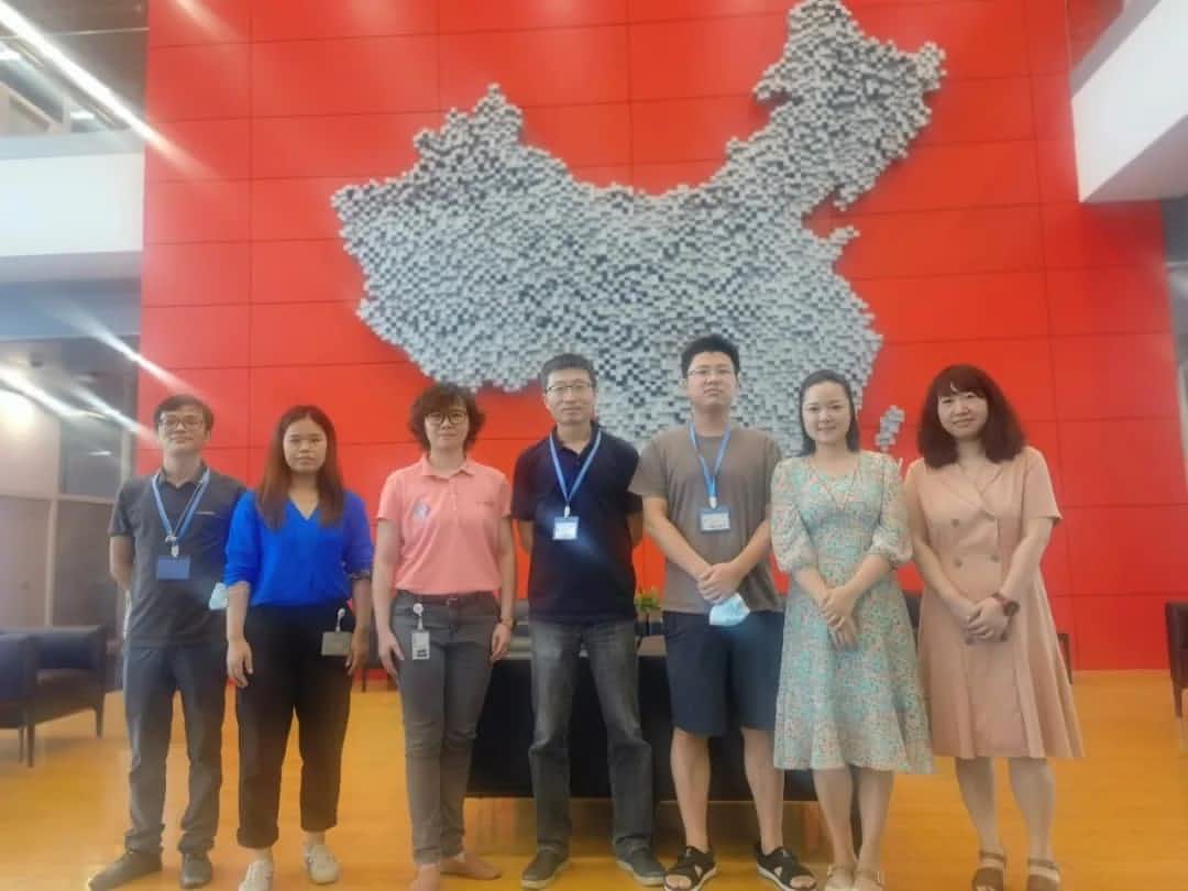 AutoChipsϯչһòй ˫һǿ